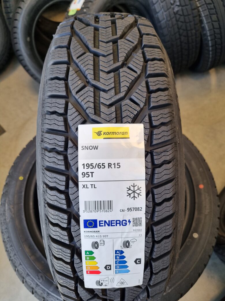 195/65R15 Kormoran Snow